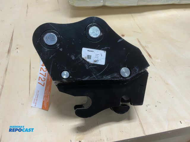 Lot 2-42727 - New SDLANCH Semi-Automatic Quick-Changer Coupler for Chinese Mini Excavator, Type IREAS, Manual Oper...