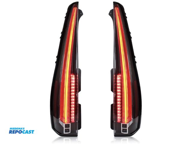 Lot 2-96572 - Vland 07-14 Cadillac Escalade 3th Gen LED Tail Lights with Sequential Turn Signal YAB-KLD-0156C