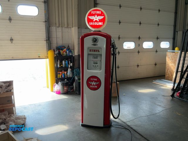 Lot 2-53284 - Bennett 646 Flying Gasoline Vintage Gas Pump w/ Globe, Hose, and Nozzle