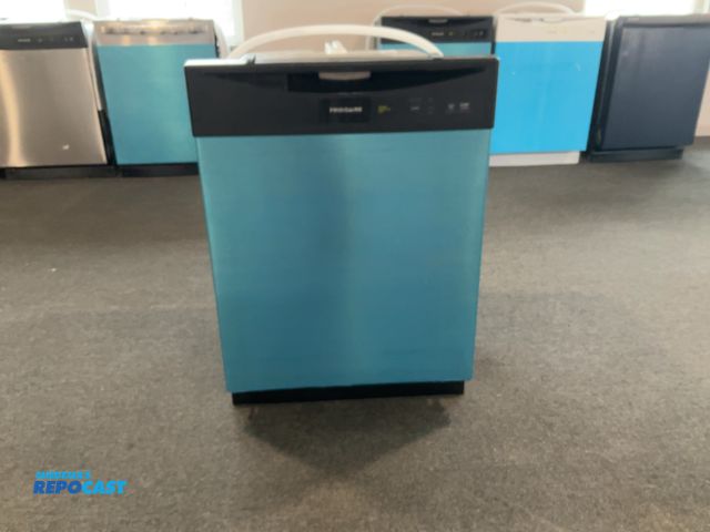 Lot 2-60982 - Scratch & Dent Electric Free Standing Frigidaire FDPC4221AS3A Dishwasher