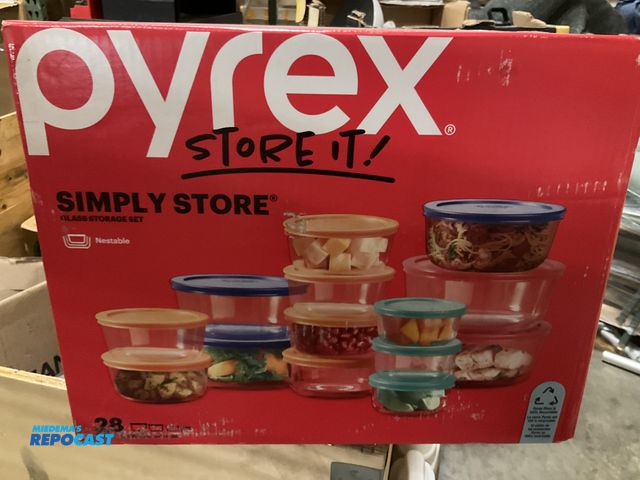 Lot 2-95103 - Pyrex container set glass 28 containers
