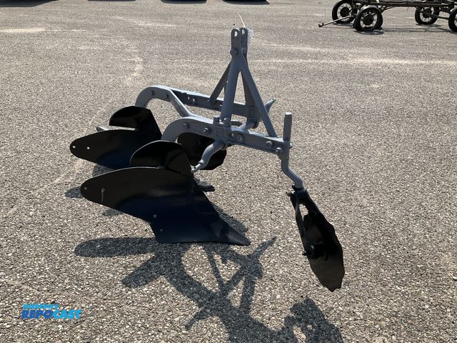 Lot 2-61914 - 3-Point 3 Point Mounted Disc Plough