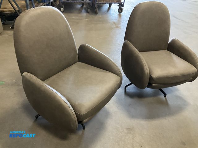 Lot 2-33254 - Gray Chair Lot of (2) reclining brownish gray swivel chairs