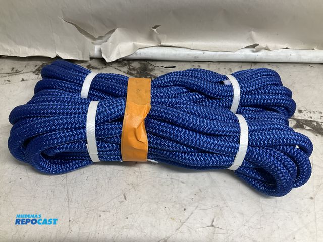 Lot 2-28507 - (2) 5/8” x 30’ Blue Dock Lines