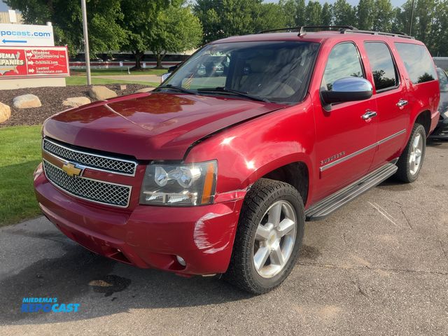 Lot 2-42020 - 2013 Chevrolet Suburban LTZ 1500 4WD SUV 4x4
