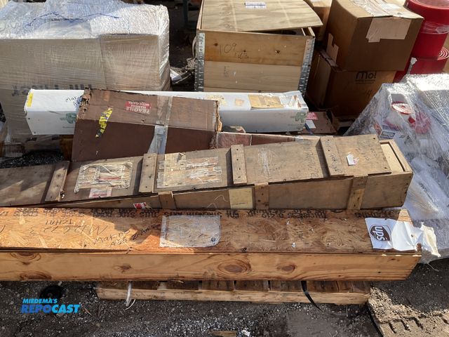 Lot 2-69147 - Skid lot of various boxes of industrial Screw Assembly’s