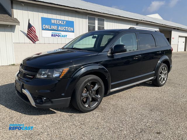 Lot 2-61962 - 2018 Dodge Journey Crossroad SUV FWD