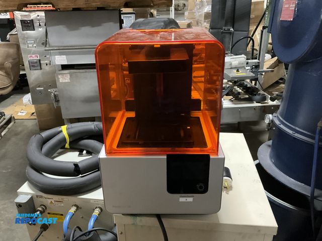 Lot 2-24599 - Formlabs affordable desktop SLA 3D printer (SN: UtopianGazelle) CLASS 1 LASER PRODUCT