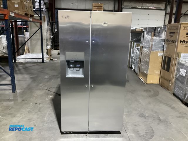 Lot 2-46772 - Scratch & Dent Frigidaire FRSS2623ASN Refrigerator/Freezer