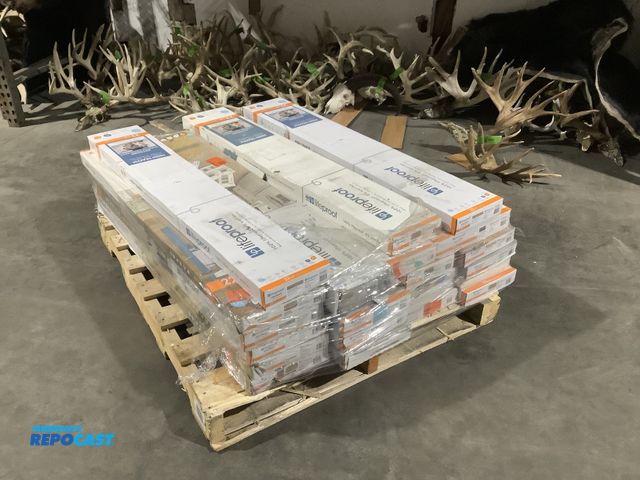 Lot 2-15225 - Skid lot of Lifeproof Flooring 7.09”x47.64” flooring pieces (18.73 square feet) Various colors/style...