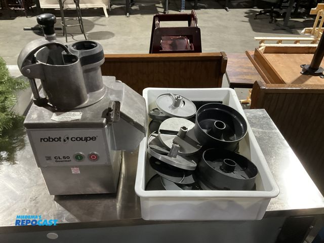 Lot 2-55032 - Robot Coupe CL50 GOUR Series A Robot Coupe CL50 GOUR Series A, gourmet commercial grade food process...
