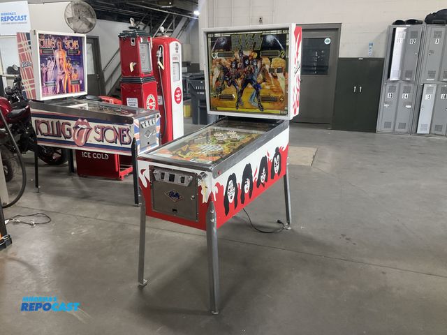 Lot 2-53287 - Bally Kiss-Themed Pinball Machine
