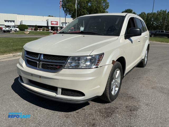 Lot 2-75222 - 2013 Dodge Journey SE SUV FWD
