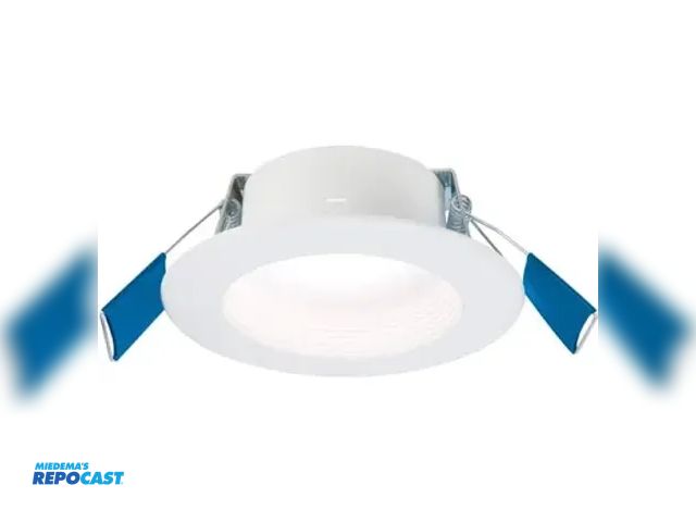 Repocast.com - Lot 2-26355 - 8 Halo lighting technologies, (87984)