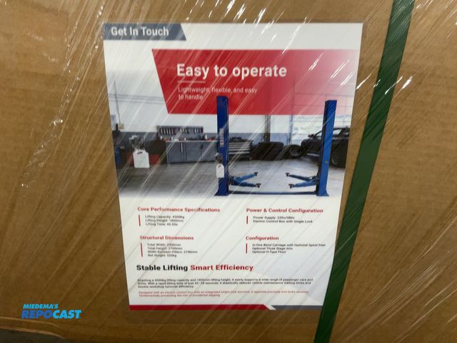Lot 2-43451 - New SDLANCH Model TPL Two Post Lift, 4500 KG Lifting Capacity, 1800mm Lifting Height, 220/380 Volt E...
