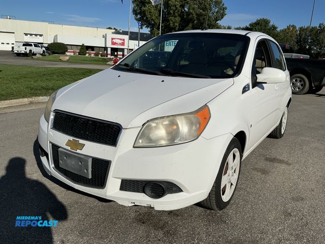 Lot 2-69655 - 2009 Chevrolet AVEO LT Hatchback FWD