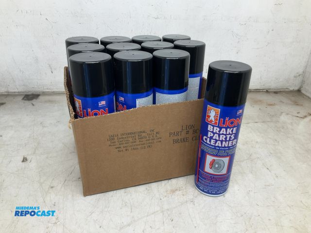 Lot 2-33869 - 12 14 oz lion brake parts cleaner