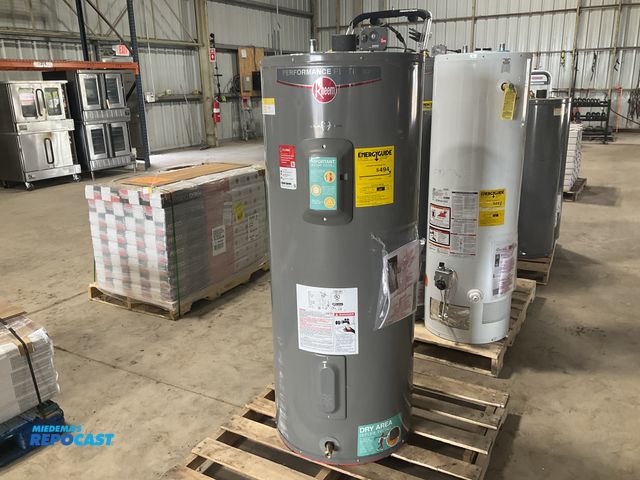 Lot 2-50050 - Scratch & Dent Rheem Electric Hot water Heater