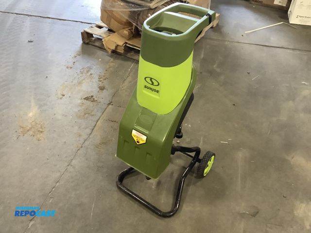 Lot 2-67635 - Sunjoe portable CJ601E electric wood chipper and shredder
