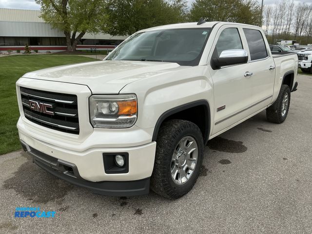 Lot 2-35329 - 2015 GMC Sierra 1500 SLT Crew Cab Short Box Pickup Truck 4x4