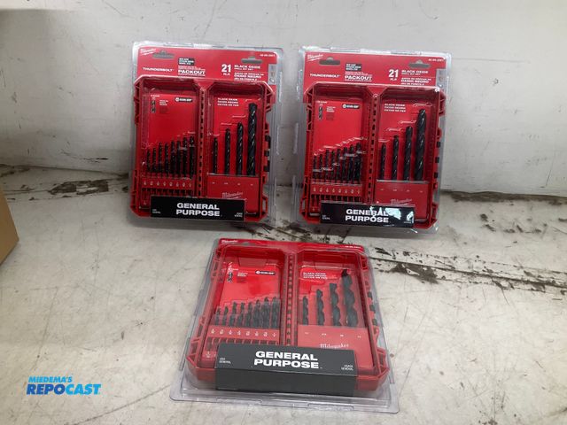 Lot 2-19560 - Lot of (3) 21Pc Milwaukee Drill Bit Sets
