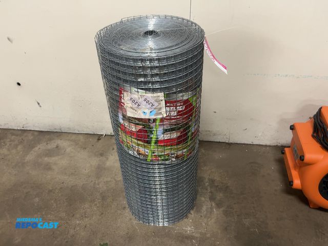 Lot 2-21106 - 36" Tall x 100' Long Roll of Yard Gard Welded Wire, 1"x1" mesh, 14 gauge
