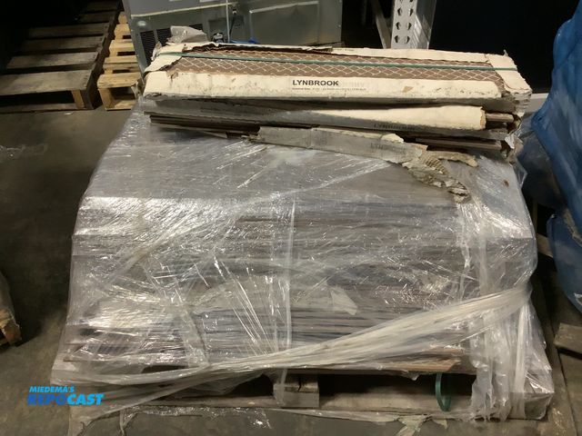 Lot 2-35261 - Skid of lynbrook emser Wood Grain Tiles each piece approx. 9” x 35” - 6 pieces per box
