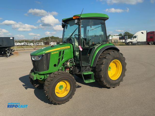 Lot 2-20106 - 2023 John Deere 4066R Compact Utility Tractor