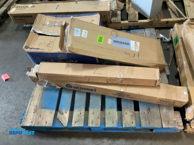 Lot 2-18329 - Lot of household items: Acrimet nap cot, 8 pc rail/frame kit, Amazon Munzong stair hand rail, adjust...