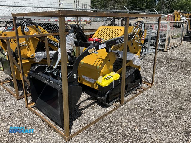 Lot 2-10897 - 2026 AGT MX-CRT23 Mini Skid Steer Loader