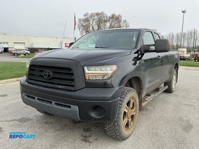 Lot 2-79704 - 2008 Toyota TUNDRA SR5 Double Cab Standard Box Pickup Truck 4x4