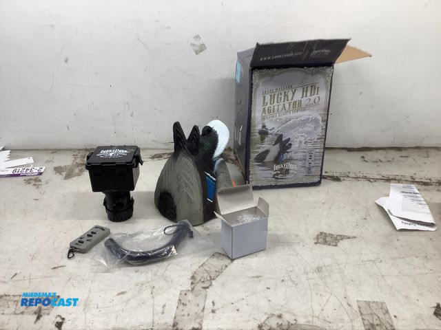 Lot 2-15649 - New Lucky duck Lucky HDI agitator 2.0 drake mallard