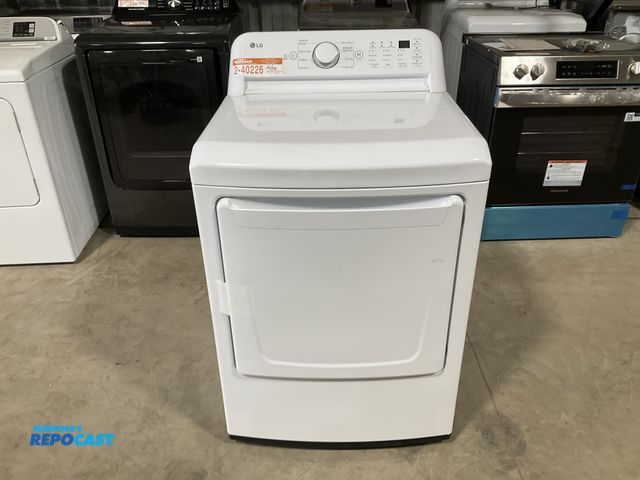 Lot 2-40226 - Scratch & Dent LG DLG7001W Vented Gas Dryer in White with Sensor Dry