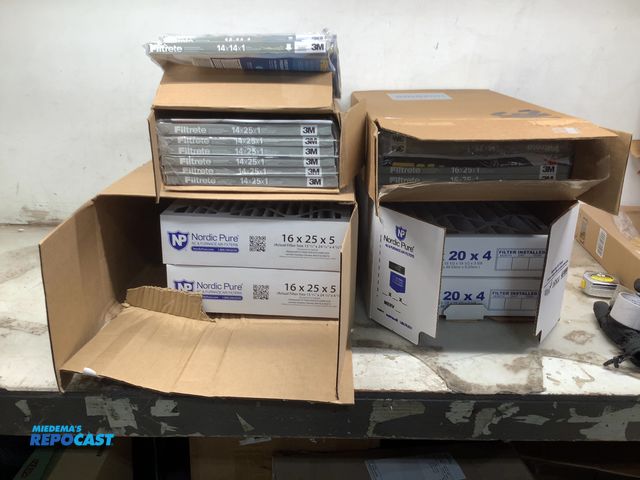 Lot 2-19452 - Various Air Filters