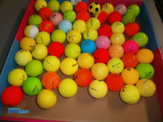 Lot 2-62716 - 60+ colored golf balls