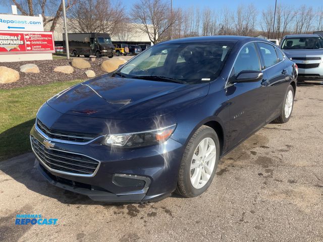 Lot 2-43361 - 2018 Chevrolet Malibu LT Sedan FWD