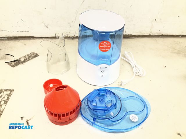 Lot 2-36727 - Crane 2-in-1 warm mist steam humidifier and inhaler