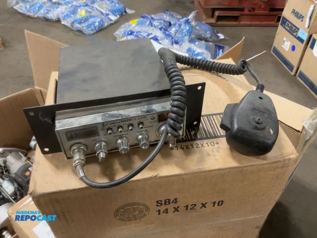 Lot 2-10027 - Used Cobra 25LTD Classic CB Radio, no wiring