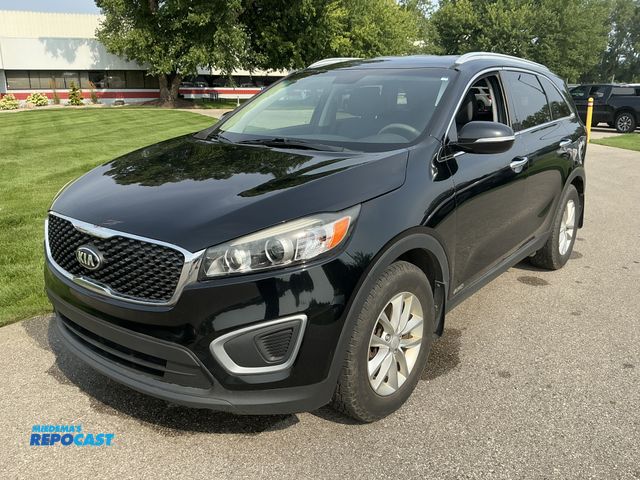 Lot 2-44131 - 2016 Kia Sorento LX SUV AWD