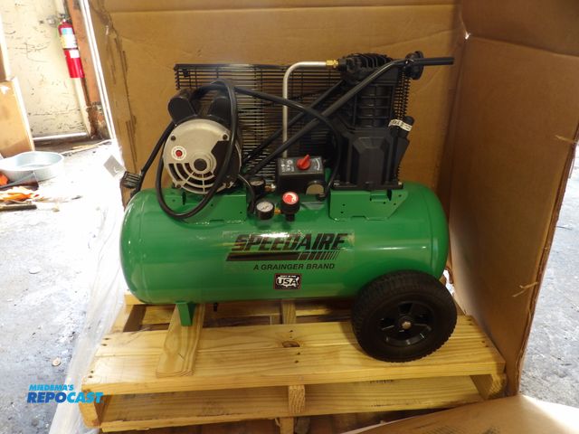 Lot 2-51078 - speedair portable ir compressor, horizontal, 15 gallon, 2hp, 5.5 CFM at 90psi, 15A current rating, 1...