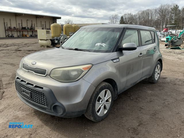 Lot 2-40432 - 2016 Kia Soul Wagon FWD