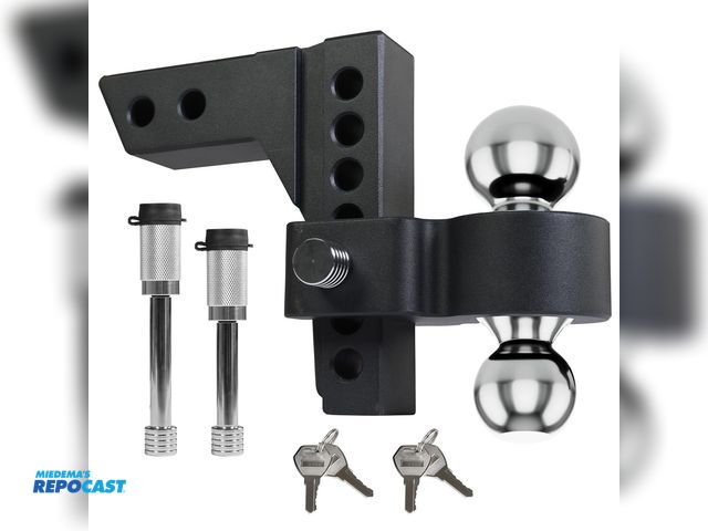 Lot 2-33757 - Jack Boss Adjustable Trailer Hitch with Ball, 6in. Drop + Rise