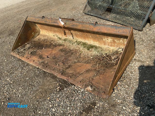 Lot 2-40589 - Used CAT 86" Skid Steer Bucket, Quick Attach, has holes in bottom
