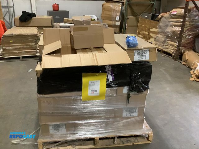 Lot 2-35427 - Approximately 50 Cases New 6.6 LMAKE Ford Ford Chevrolet &amp; GMC
Description: EXHAUST GAS RECIRCUL...