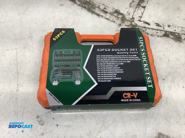 Lot 2-92408 - 53 piece CR-V socket set