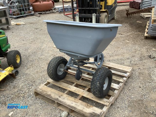 Lot 2-35017 - Agri-Fab Lawn and garden, pull type, fertilizer spreader. Great original condition. Has adjustable f...