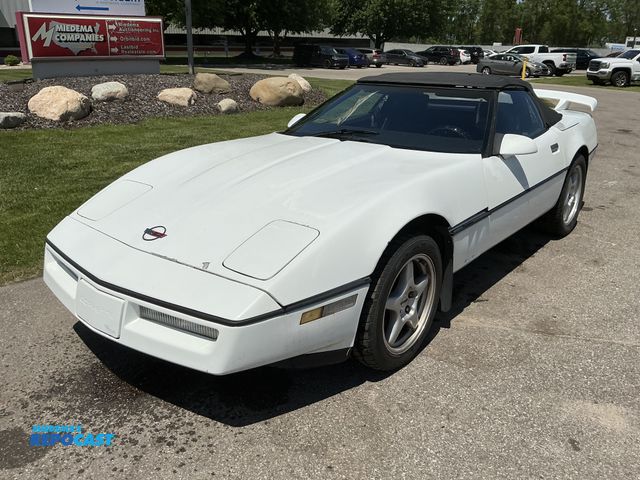 Lot 2-43897 - 1989 Chevrolet Corvette Convertible Coupe RWD