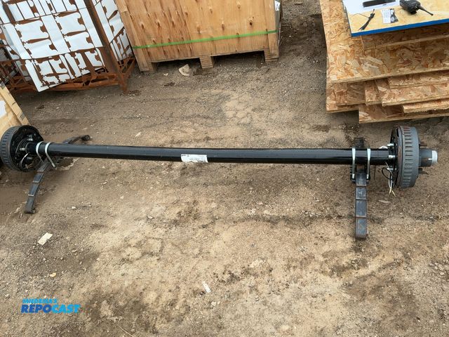 Lot 2-18365 - Dexter trailer axle 5736570