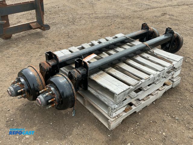 Repocast.com - Lot 2-43930 - (2) Lippert 10,000 lb Capacity Dually ...