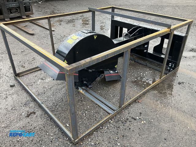 Lot 2-91840 - New AGT TOPCAT ECSSSTG200 Stump Grinder Skid Steer Attachment Quick Attach Hydraulic Powered